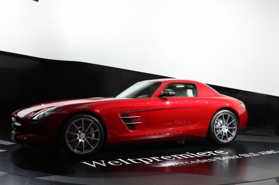  Mercedes-Benz SLS AMG 2010 года  (фото 74 из 526)